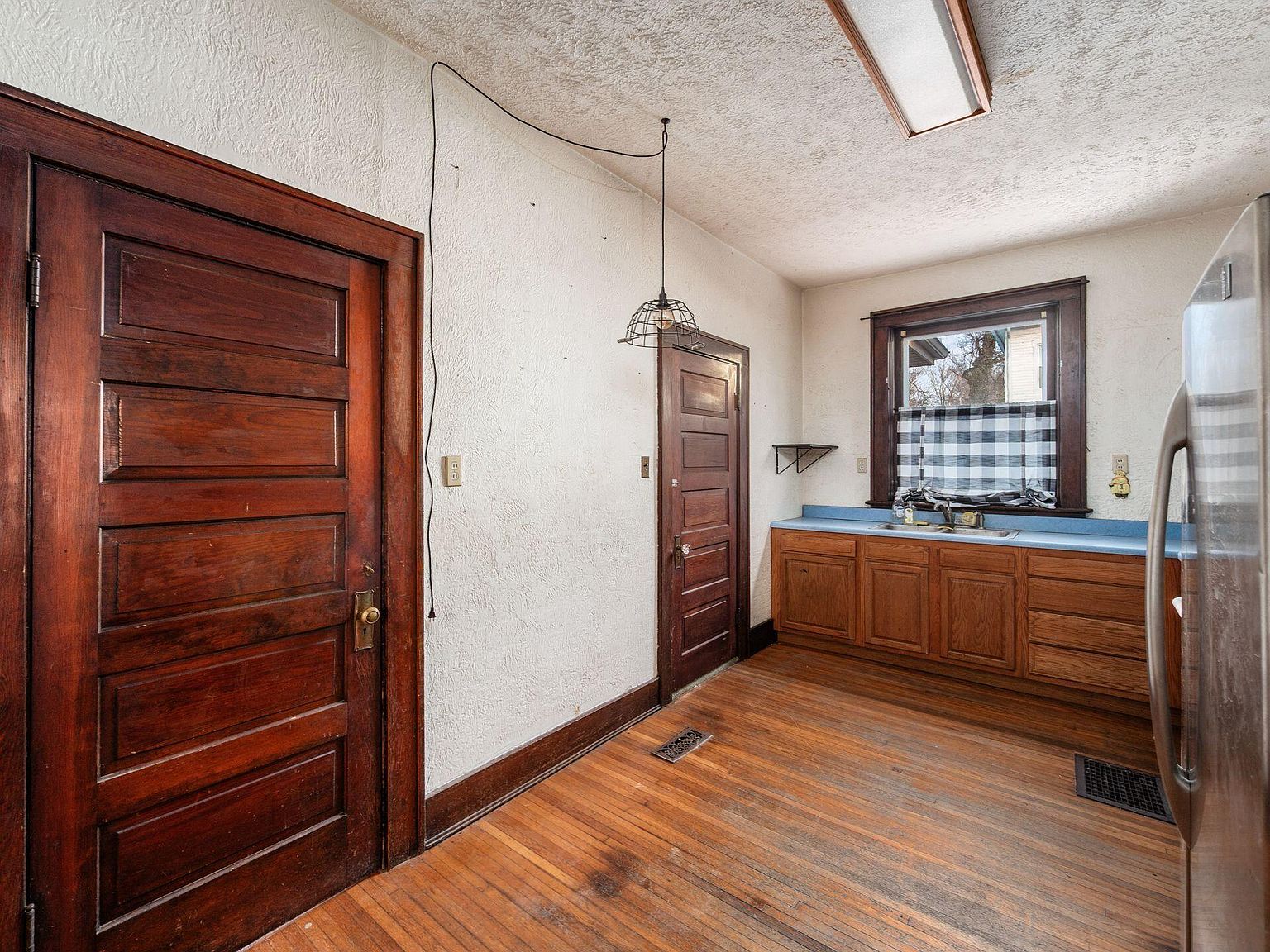 229 E Chillicothe Ave, Bellefontaine, OH 43311
