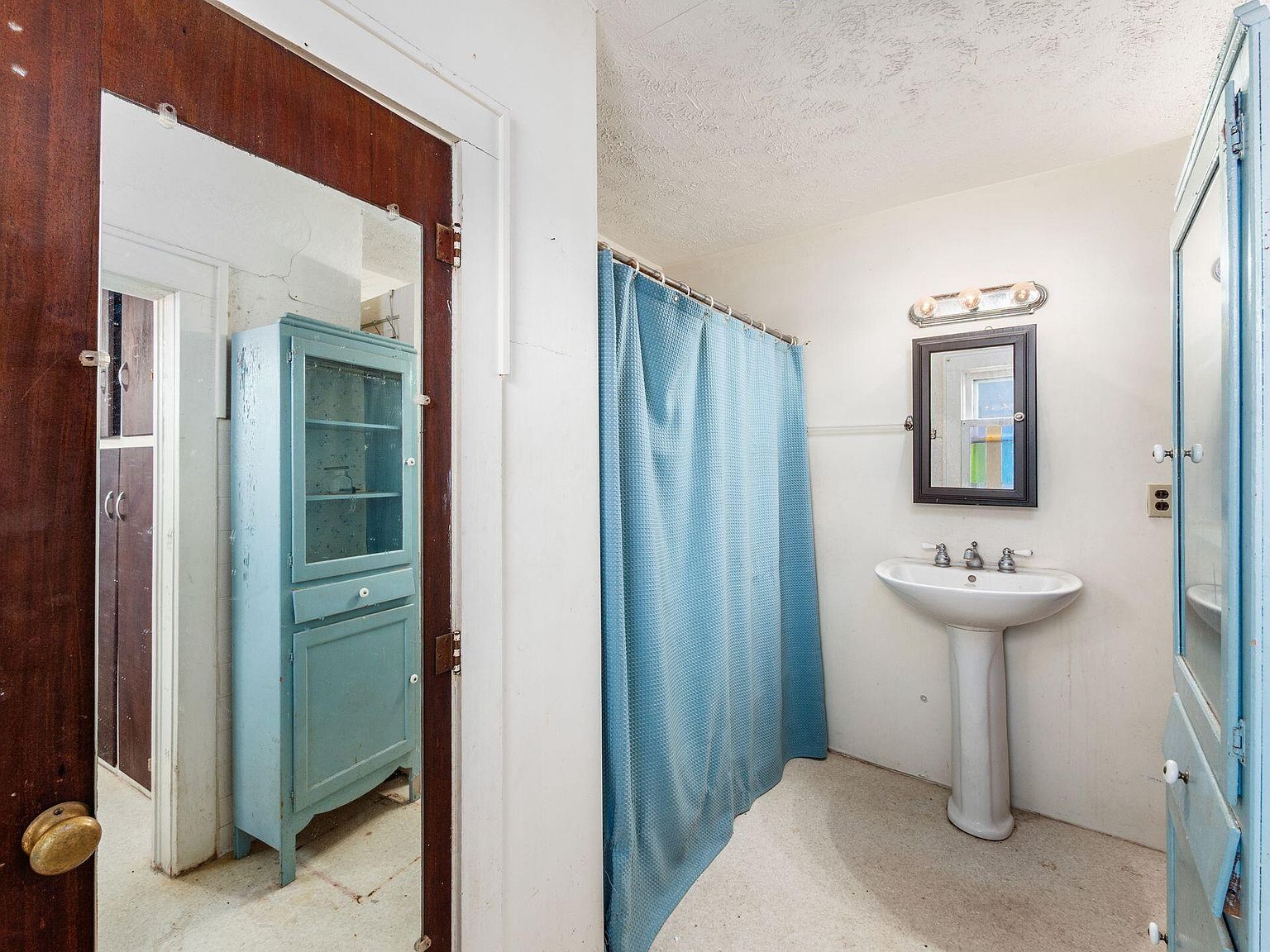 229 E Chillicothe Ave, Bellefontaine, OH 43311