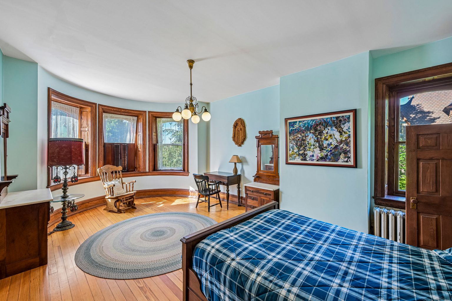 6 Lindenwold Ter, Ambler, PA 19002